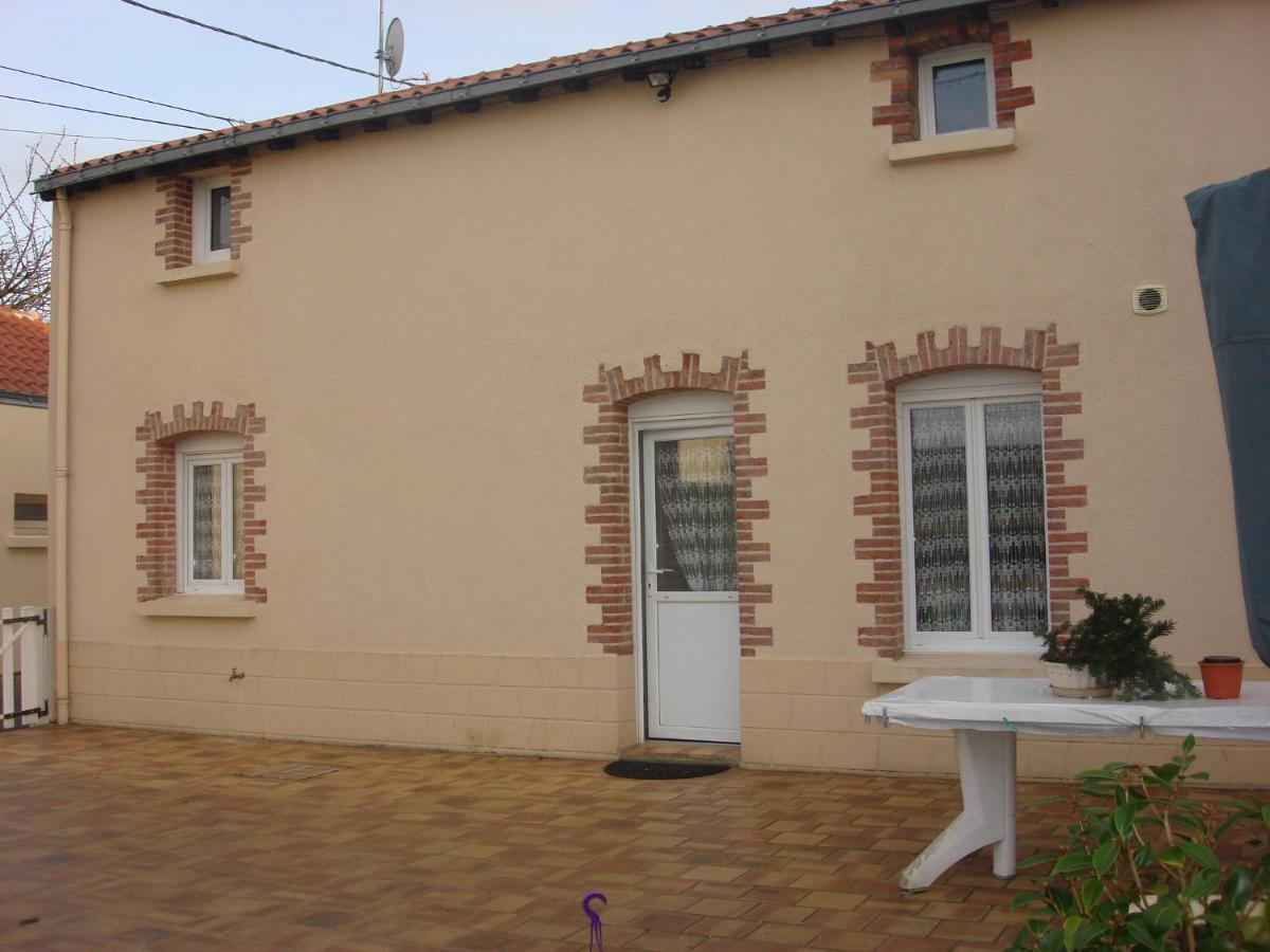 Chambres D'Hotes Beaupel Neuvy-en-Mauges Εξωτερικό φωτογραφία